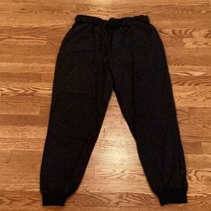 Women’s Lululemon joggers